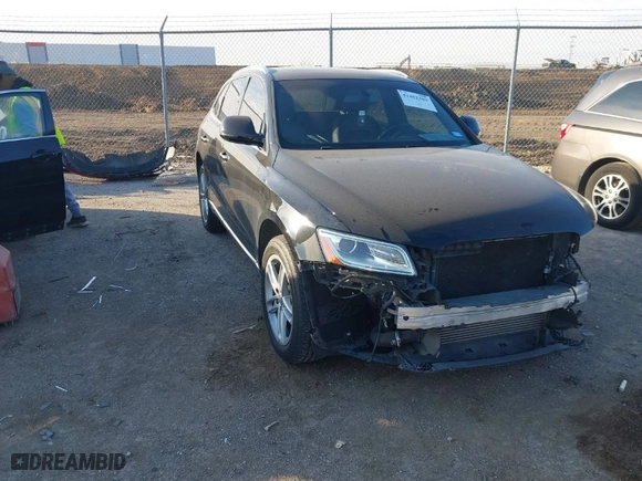 2017 Audi Q5 Premium with VIN WA1C2AFP3HA077902, listed as a IAAI auction lot 41402389 with 69,738 mi miles. Bid and sale history available at carsss.com. Image 1.
