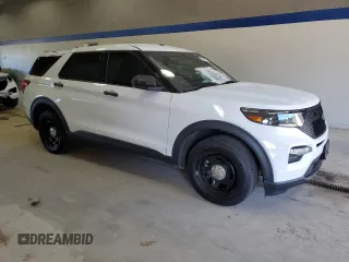 2022 Ford Police Interceptor Utility z VIN 1FM5K8AB7NGC21474, wystawiony jako Copart lot #50957015 z przebiegiem 19 705 mil mil oraz Szkody całkowita. Historia ofert i sprzedaży dostępna na DreamBid. Obrazek 4.