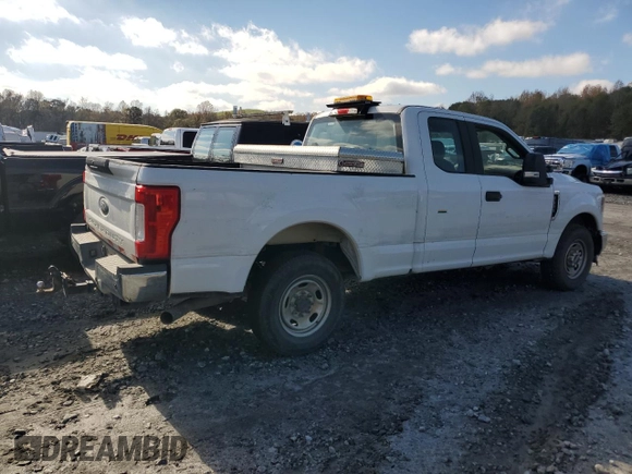 2019 Ford F-250 XL z VIN 1FT7X2A68KEG66277, wystawiony jako Copart lot #80158754 z przebiegiem Nie podano mil oraz Szkoda całkowita • Salvage title. Historia ofert i sprzedaży dostępna na DreamBid. Obrazek 3.