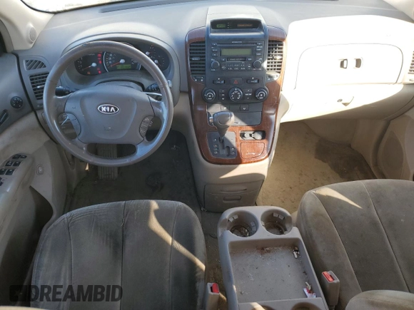 2007 Kia Sedona LX with VIN KNDMB233776123024, listed as a Copart auction lot 43952805 with 201,452 mi miles and Clean Title. Bid and sale history available at carsss.com. Image 8.