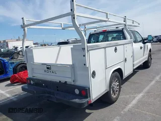 2020 Ford F-250 XL with VIN 1FD7X2A64LED22524, listed as a IAAI auction lot 41904127 with 65,255 mi miles and . Bid and sale history available at DreamBid. Image 4.