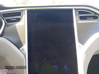 2014 Tesla Model S 60 z VIN 5YJSA1H17EFP33910, wystawiony jako IAAI lot #42346934 z przebiegiem Nie podano mil oraz . Historia ofert i sprzedaży dostępna na DreamBid. Obrazek 17.