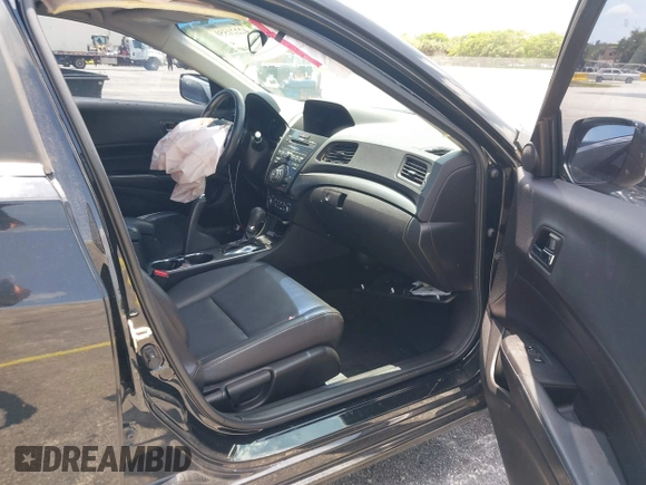 2013 Acura ILX Technology z VIN 19VDE1F72DE014291, wystawiony jako IAAI lot #42221550 z przebiegiem 134 825 mil mil oraz . Historia ofert i sprzedaży dostępna na DreamBid. Obrazek 5.