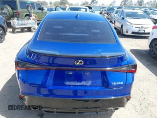 2022 Lexus IS 350 F Sport z VIN JTHGZ1B28N5050324, wystawiony jako IAAI lot #42323981 z przebiegiem 28 414 mil mil oraz . Historia ofert i sprzedaży dostępna na DreamBid. Obrazek 16.