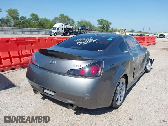 2014 Infiniti Q60 Journey z VIN JN1CV6EK1EM110800, wystawiony jako IAAI lot #41793724 z przebiegiem 134 408 mil mil oraz . Historia ofert i sprzedaży dostępna na DreamBid. Obrazek 4.