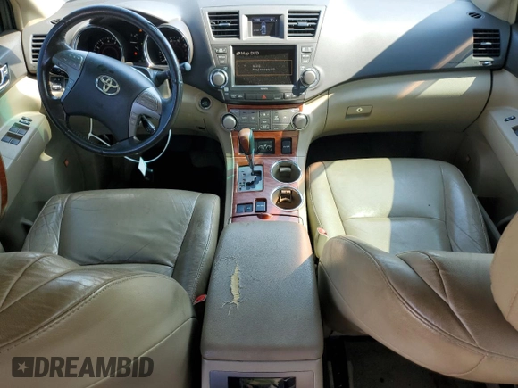 2010 Toyota Highlander Limited with VIN 5TDYK3EH8AS017561, listed as a Copart auction lot 62384975 with 141,853 mi miles and Salvage title. Bid and sale history available at DreamBid. Image 8.