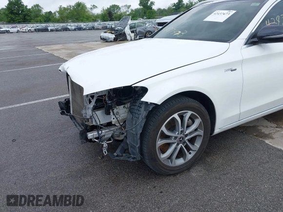 2016 Mercedes-Benz C 300 Luxury with VIN 55SWF4KB8GU109069, listed as a IAAI auction lot 42437473 with 102,135 mi miles and . Bid and sale history available at DreamBid. Image 18.