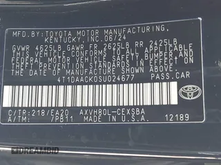 2025 Toyota Camry LE z VIN 4T1DAACK0SU024677, wystawiony jako IAAI lot #42468532 z przebiegiem 21 937 mil mil oraz . Historia ofert i sprzedaży dostępna na DreamBid. Obrazek 9.
