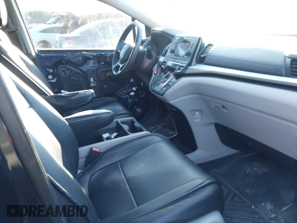 2018 Honda Odyssey LX with VIN 5FNRL6H27JB019591, listed as a IAAI auction lot 41476327 with 117,870 mi miles. Bid and sale history available at carsss.com. Image 5.