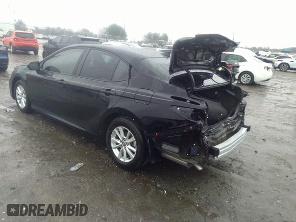 2025 Toyota Camry LE with VIN 4T1DAACK5SU060431, listed as a IAAI auction lot 41552223 with 2,490 mi miles and . Bid and sale history available at DreamBid. Image 3.