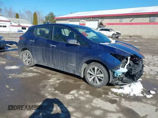 2019 Nissan LEAF SL Plus z VIN 1N4BZ1CP3KC320319, wystawiony jako IAAI lot #41467513 z przebiegiem 53 702 mil mil oraz . Historia ofert i sprzedaży dostępna na DreamBid. Obrazek 1.