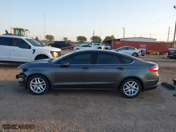 2015 Ford Fusion SE with VIN 3FA6P0H73FR171119, listed as a IAAI auction lot 41978026 with 175,398 mi miles. Bid and sale history available at carsss.com. Image 15.