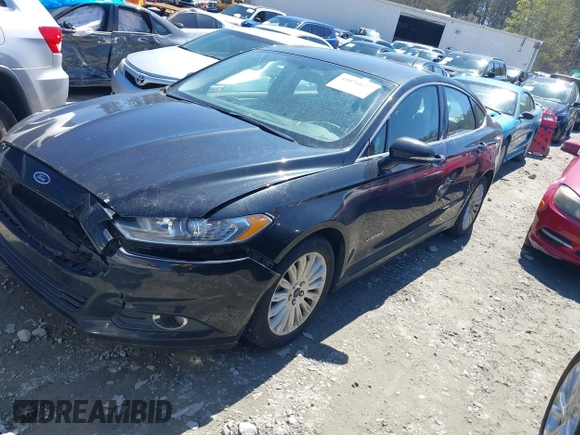 2015 Ford Fusion SE Hybrid with VIN 3FA6P0LU8FR148917, listed as a IAAI auction lot 41876627 with 253,952 mi miles. Bid and sale history available at carsss.com. Image 2.