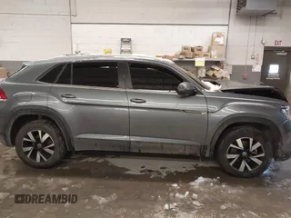 2022 Volkswagen Atlas SE with VIN 1V2LC2CA6NC202401, listed as a IAAI auction lot 41485676 with 31,101 mi miles and . Bid and sale history available at DreamBid. Image 14.