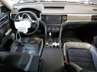 2022 Volkswagen Atlas SEL with VIN 1V2BR2CAXNC537557, listed as a Copart auction lot 44645335 with 48,374 mi miles and Salvage title. Bid and sale history available at DreamBid. Image 8.