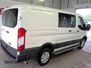 2020 Ford Transit Cargo z VIN 1FTBR1Y89LKA77943, wystawiony jako IAAI lot #42642576 z przebiegiem 144 064 mil mil oraz . Historia ofert i sprzedaży dostępna na DreamBid. Obrazek 26.