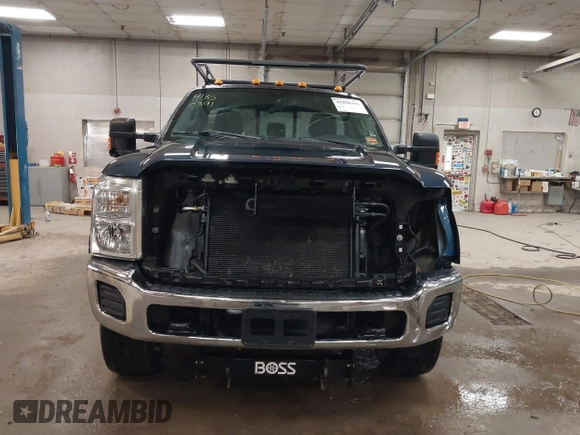 2016 Ford F-350 XL with VIN 1FTBF3B62GED47952, listed as a IAAI auction lot 41850391 with 164,249 mi miles and . Bid and sale history available at DreamBid. Image 13.