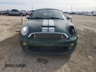 2012 MINI Coupe S z VIN WMWSX3C58CT465767, wystawiony jako Copart lot #88276985 z przebiegiem 113 023 mil mil oraz Szkoda całkowita • Salvage title. Historia ofert i sprzedaży dostępna na DreamBid. Obrazek 5.