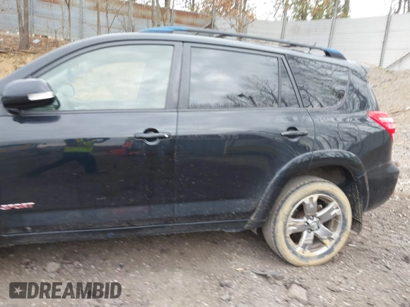 2012 Toyota RAV4 Sport with VIN JTMRF4DV6C5053067, listed as a IAAI auction lot 41904782 with 209,347 mi miles. Bid and sale history available at carsss.com. Image 12.