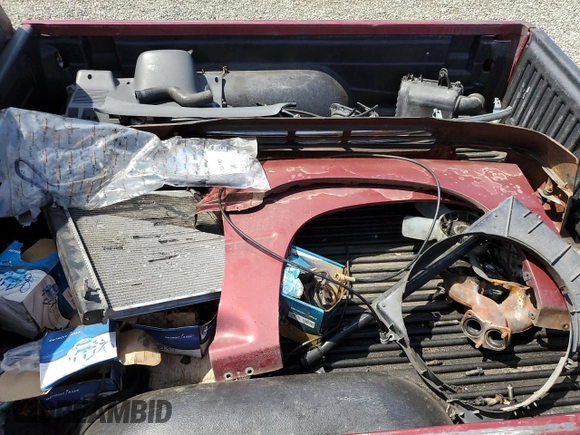 1993 Toyota Pickup z VIN 4TARN81A8PZ090398, wystawiony jako Copart lot #50452745 z przebiegiem Nie podano mil oraz Szkoda całkowita • Salvage title. Historia ofert i sprzedaży dostępna na DreamBid. Obrazek 12.