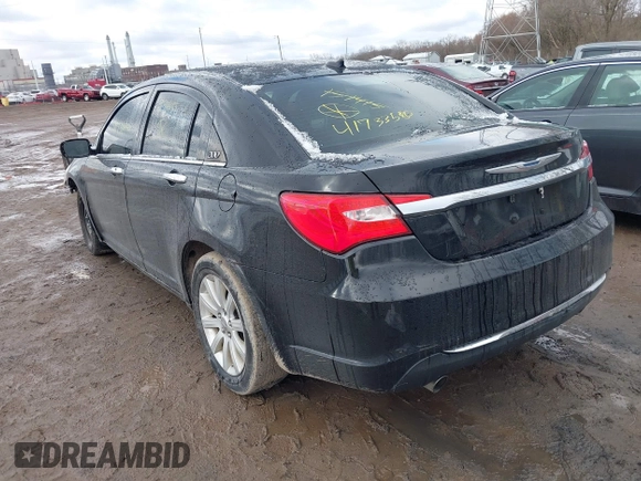 2014 Chrysler 200 Limited with VIN 1C3CCBCG4EN151415, listed as a IAAI auction lot 41733580 with 163,742 mi miles. Bid and sale history available at carsss.com. Image 3.