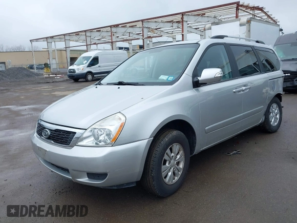 2012 Kia Sedona LX with VIN KNDMG4C72C6485952, listed as a IAAI auction lot 42029147 with 129,296 mi miles. Bid and sale history available at carsss.com. Image 17.