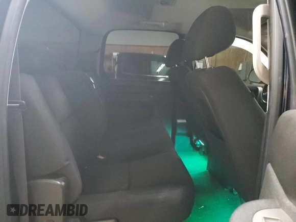2012 GMC Sierra 1500 SLE z VIN 3GTP2VE79CG205232, wystawiony jako Copart lot #58230465 z przebiegiem 126 320 mil mil oraz Czysty tytuł • Clean title. Historia ofert i sprzedaży dostępna na DreamBid. Obrazek 10.