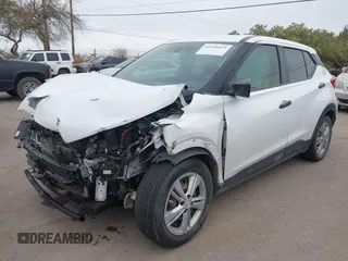 2020 Nissan Kicks S with VIN 3N1CP5BV8LL476537, listed as a IAAI auction lot 41536873 with 68,309 mi miles and . Bid and sale history available at carsss.com. Image 2.