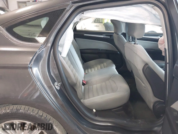 2015 Ford Fusion S Hybrid with VIN 3FA6P0UU8FR178675, listed as a IAAI auction lot 42104712 with 129,998 mi miles. Bid and sale history available at carsss.com. Image 8.