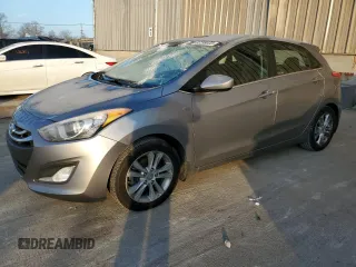 2013 Hyundai Elantra GT with VIN KMHD35LE0DU133557, listed as a Copart auction lot 82299033 with 82,138 mi miles and Salvage Title. Bid and sale history available at carsss.com. Image 1.