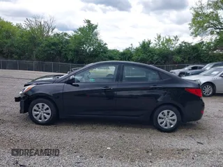 2017 Hyundai Accent SE z VIN KMHCT4AE7HU363918, wystawiony jako IAAI lot #42331712 z przebiegiem 85 123 mil mil oraz . Historia ofert i sprzedaży dostępna na DreamBid. Obrazek 15.