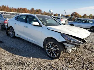 2019 Kia Cadenza Technology with VIN KNALC4J13K5164610, listed as a Copart auction lot 77636284 with 48,268 mi miles and Salvage Title. Bid and sale history available at carsss.com. Image 4.