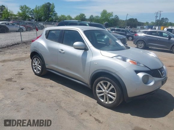 2013 Nissan Juke S with VIN JN8AF5MR0DT212138, listed as a IAAI auction lot 42082847 with 105,088 mi miles. Bid and sale history available at carsss.com. Image 1.