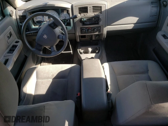 2006 Dodge Dakota SLT with VIN 1D7HW48K76S632981, listed as a Copart auction lot 43036995 with 211,057 mi miles and Clean Title. Bid and sale history available at carsss.com. Image 8.