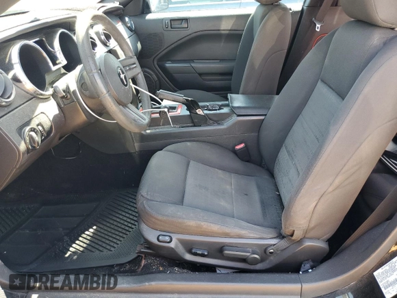2005 Ford Mustang Deluxe with VIN 1ZVFT80N755144292, listed as a Copart auction lot 52758535 with 178,170 mi miles and Salvage Title. Bid and sale history available at carsss.com. Image 7.