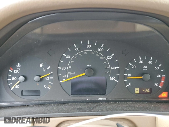 2002 Mercedes-Benz E-Class with VIN WDBJF82J52X062915, listed as a Copart auction lot 48284604 with 150,227 mi miles and Salvage Title. Bid and sale history available at carsss.com. Image 9.