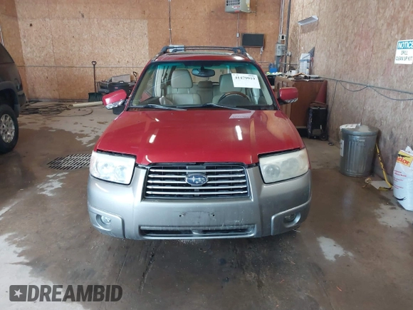 2006 Subaru Forester 2.5 X L.L. Bean Edition with VIN JF1SG67636H725688, listed as a IAAI auction lot 41479919 with 160,524 mi miles. Bid and sale history available at carsss.com. Image 12.