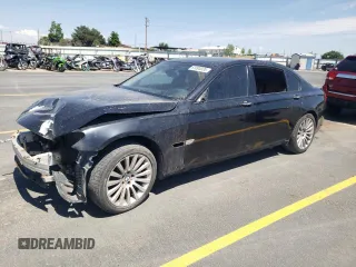 2013 BMW 7 Series 740Li xDrive z VIN WBAYF4C52DD127862, wystawiony jako Copart lot #61093035 z przebiegiem 161 403 mil mil oraz Szkoda całkowita • Salvage title. Historia ofert i sprzedaży dostępna na DreamBid. Obrazek 1.