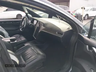 2016 Tesla Model X 70D with VIN 5YJXCAE27GF015175, listed as a IAAI auction lot 41074929 with 115,130 mi miles. Bid and sale history available at carsss.com. Image 5.