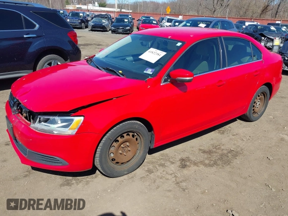 2013 Volkswagen Jetta Sedan SE with VIN 3VWDP7AJ3DM298802, listed as a IAAI auction lot 41822384 with 134,130 mi miles. Bid and sale history available at carsss.com. Image 2.