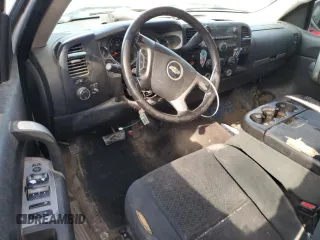 2008 Chevrolet Silverado 1500 1LT with VIN 2GCEC19J081109346, listed as a Copart auction lot 52550725 with 273,409 mi miles and Salvage Title. Bid and sale history available at DreamBid. Image 8.