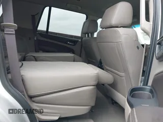 2019 Chevrolet Tahoe LT z VIN 1GNSCBKC1KR191789, wystawiony jako IAAI lot #42144961 z przebiegiem 94 178 mil mil oraz . Historia ofert i sprzedaży dostępna na DreamBid. Obrazek 8.