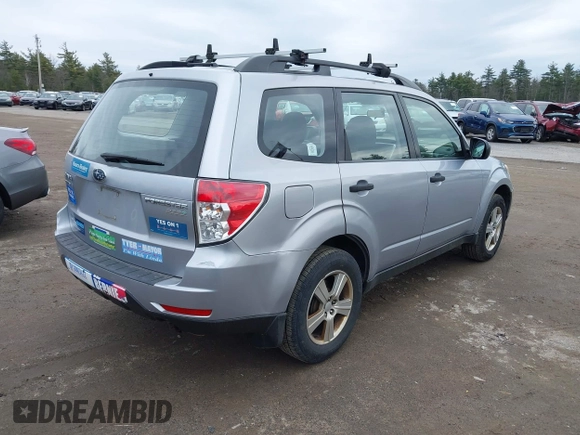 2012 Subaru Forester 2.5X with VIN JF2SHABC0CH463696, listed as a IAAI auction lot 41986791 with 90,193 mi miles. Bid and sale history available at carsss.com. Image 4.