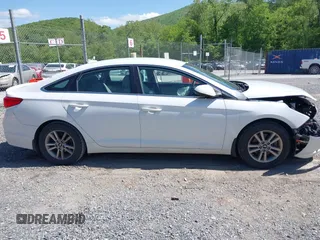 2016 Hyundai Sonata SE z VIN 5NPE24AF1GH337963, wystawiony jako IAAI lot #42199923 z przebiegiem 91 596 mil mil oraz . Historia ofert i sprzedaży dostępna na DreamBid. Obrazek 13.