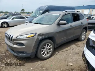 2017 Jeep Cherokee Latitude z VIN 1C4PJMCB3HW562032, wystawiony jako Copart lot #66562805 z przebiegiem 150 303 mil mil oraz Czysty tytuł • Clean title. Historia ofert i sprzedaży dostępna na DreamBid. Obrazek 1.