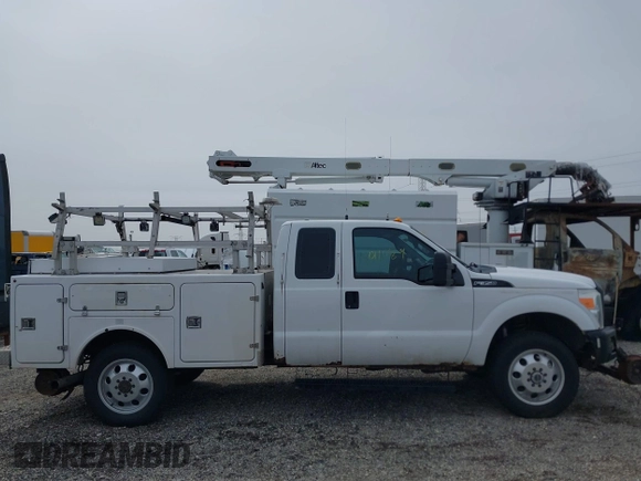 2011 Ford F-350 with VIN 1FD7X3B67BEC99033, listed as a IAAI auction lot 41891789 with 264,130 mi miles and . Bid and sale history available at DreamBid. Image 13.