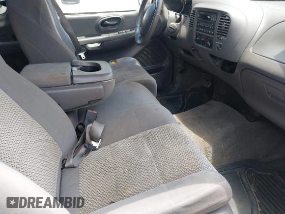 2003 Ford F-150 XL with VIN 1FTRX17W33NA65385, listed as a IAAI auction lot 42588871 with 250,273 mi miles and . Bid and sale history available at DreamBid. Image 5.