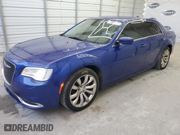 2018 Chrysler 300 Touring L with VIN 2C3CCAAG7JH257941, listed as a Copart auction lot 80192534 with 71,699 mi miles and Clean Title. Bid and sale history available at carsss.com. Image 1.