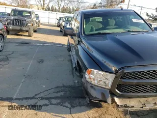 2018 Ram 1500 Express z VIN 3C6RR7KG0JG203510, wystawiony jako Copart lot #85862834 z przebiegiem 122 331 mil mil oraz Szkoda całkowita • Salvage title. Historia ofert i sprzedaży dostępna na DreamBid. Obrazek 11.