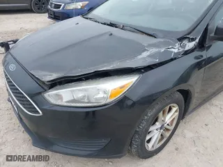 2015 Ford Focus SE with VIN 1FADP3K22FL293099, listed as a IAAI auction lot 42032905 with 203,699 mi miles. Bid and sale history available at carsss.com. Image 6.
